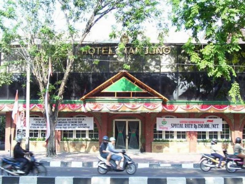 Hotel Tanjung Surabaya Exterior foto