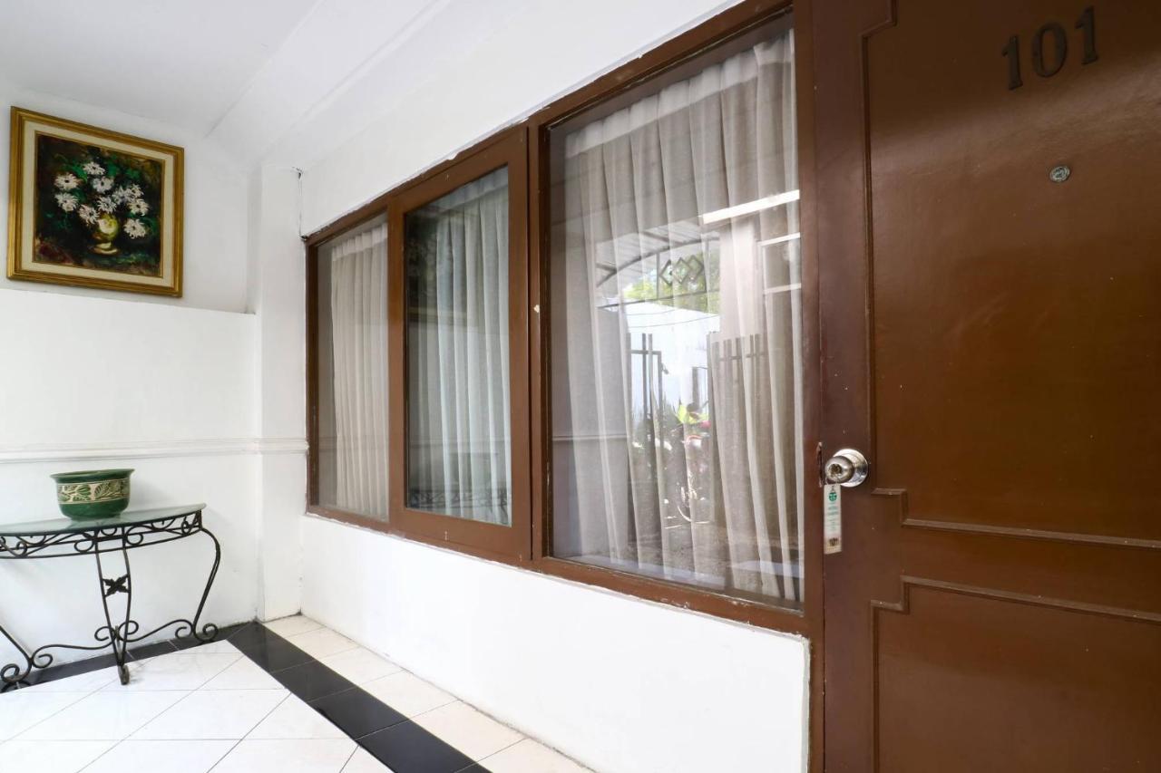Hotel Tanjung Surabaya Exterior foto